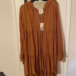 NWT johnny was tiered dress